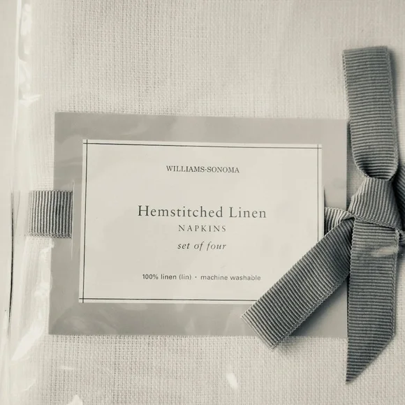 ⭐️HOST PICK⭐️ Linen Napkins - Picture 2 of 3